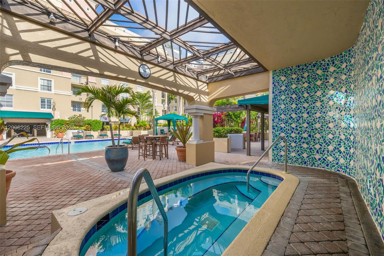 LAS OLAS BY THE RIVER CON - Residential