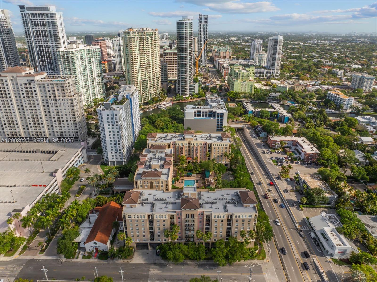 LAS OLAS BY THE RIVER CON - Residential