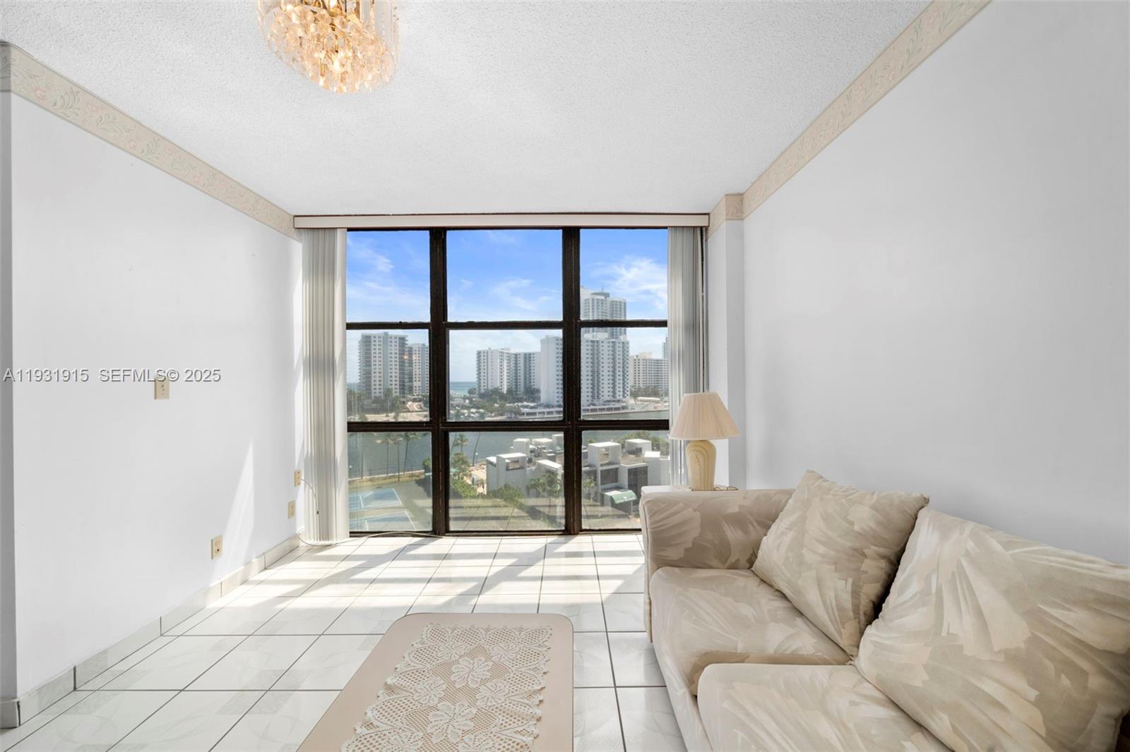 OCEANVIEW PARK CONDO - Residential Lease