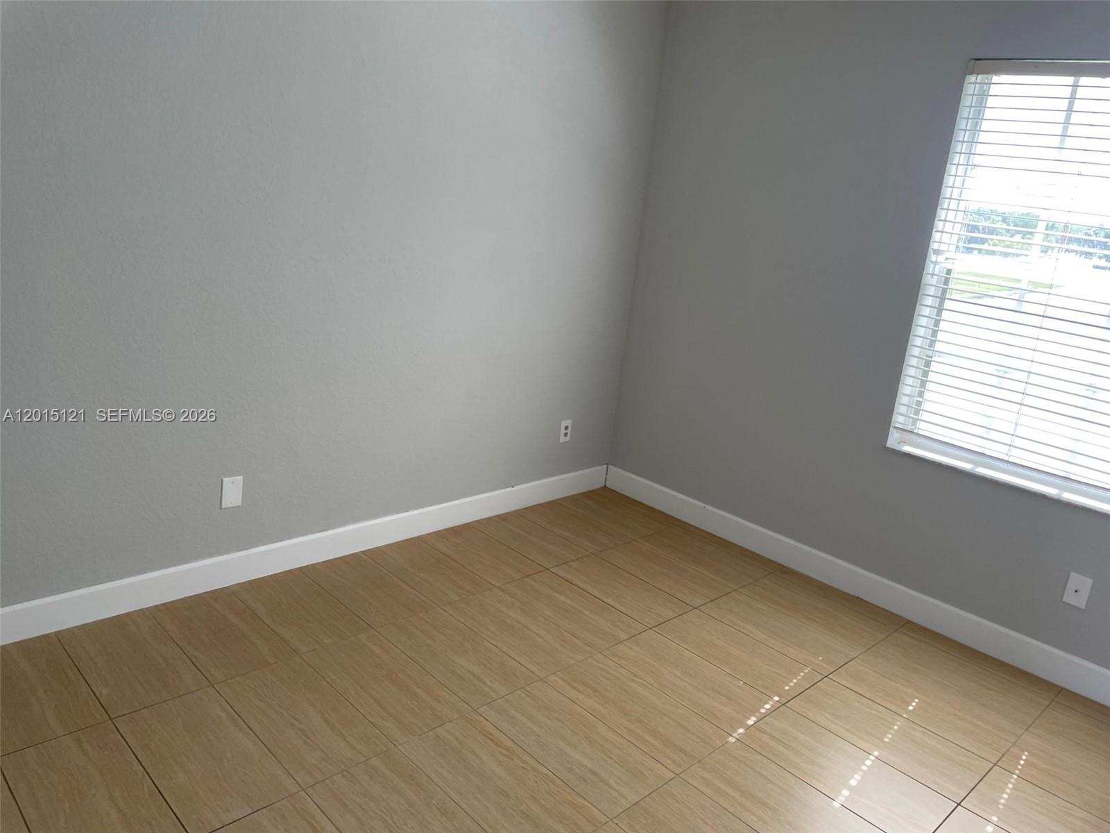 VILLAS DE TUSCANY CONDO - Residential Lease