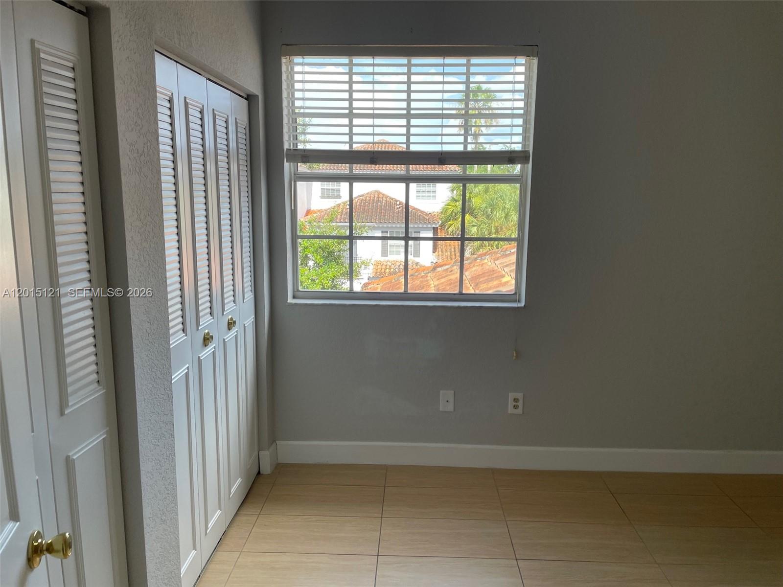 VILLAS DE TUSCANY CONDO - Residential Lease