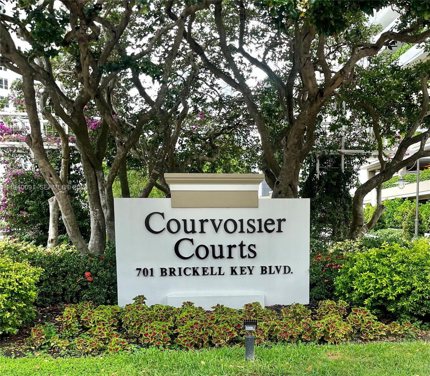 701 Brickell Key Blvd 1402