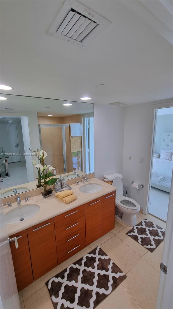 50 BISCAYNE CONDO - Residential