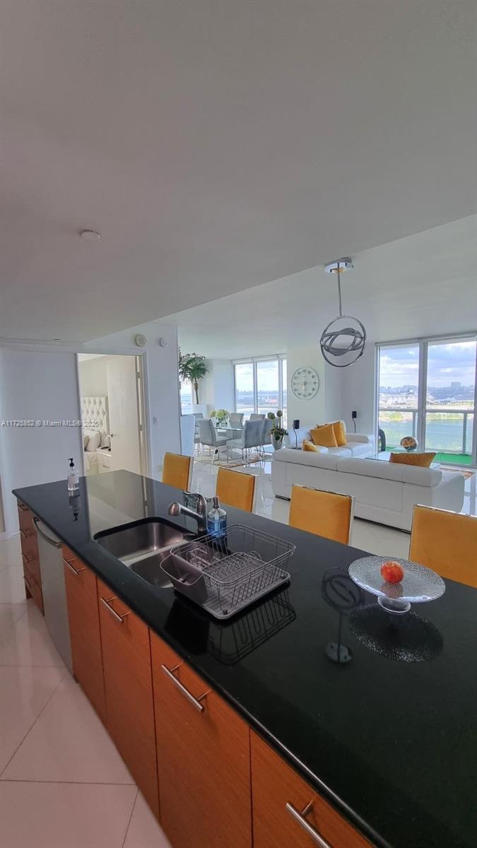 50 BISCAYNE CONDO - Residential