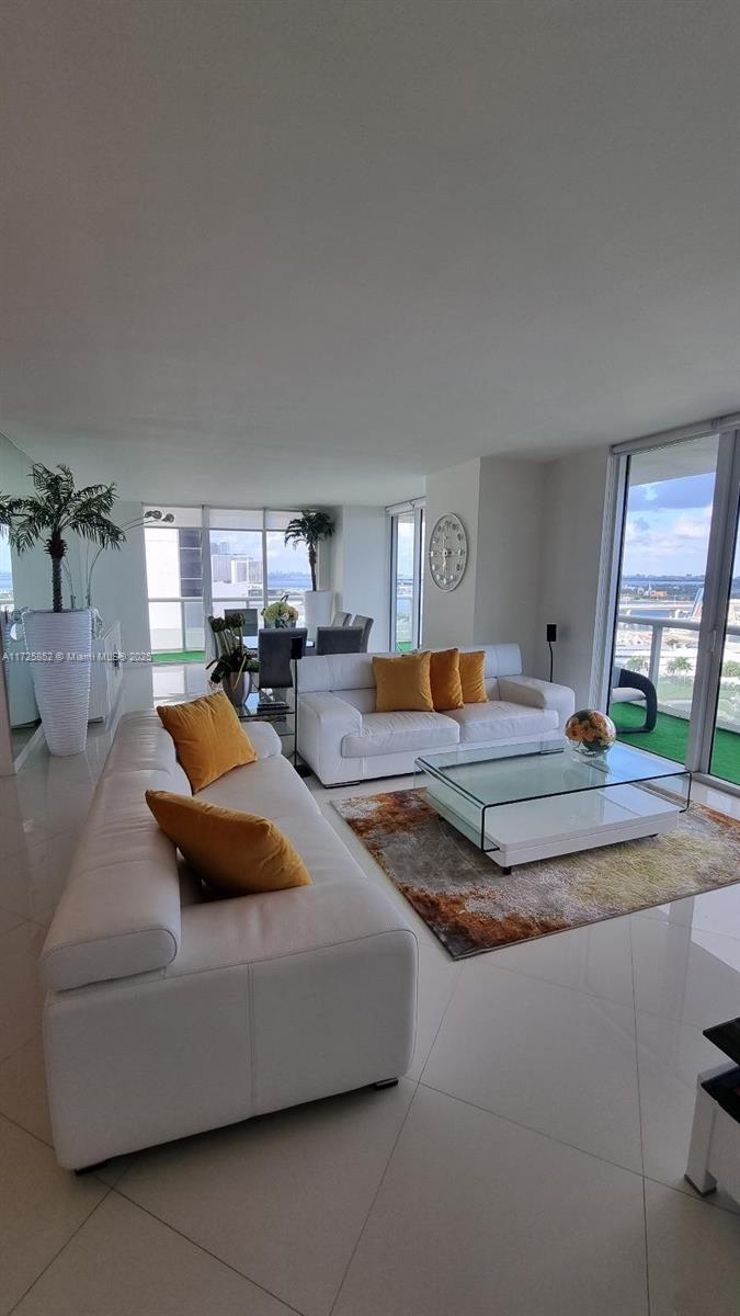 50 BISCAYNE CONDO - Residential