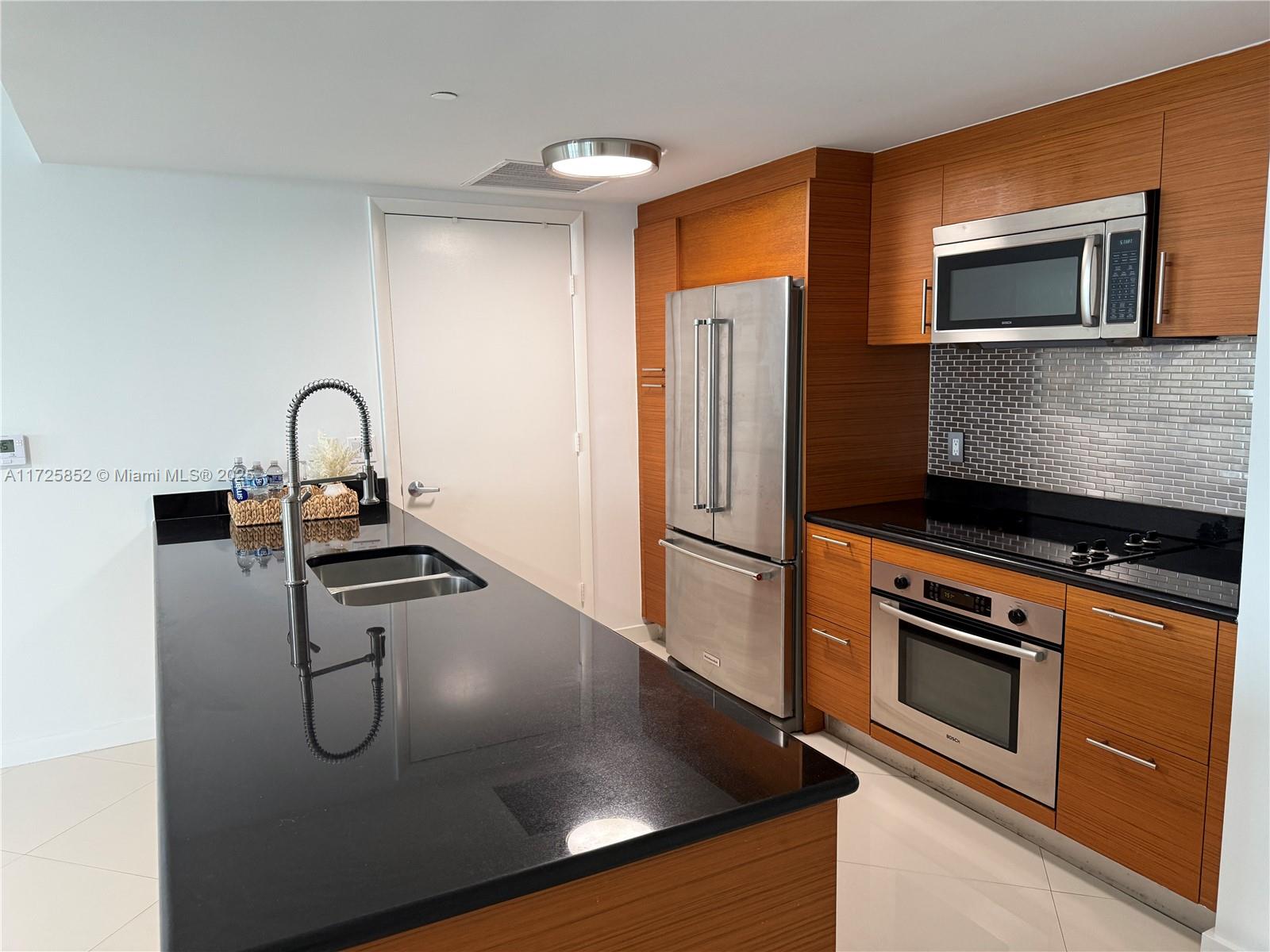 50 BISCAYNE CONDO - Residential
