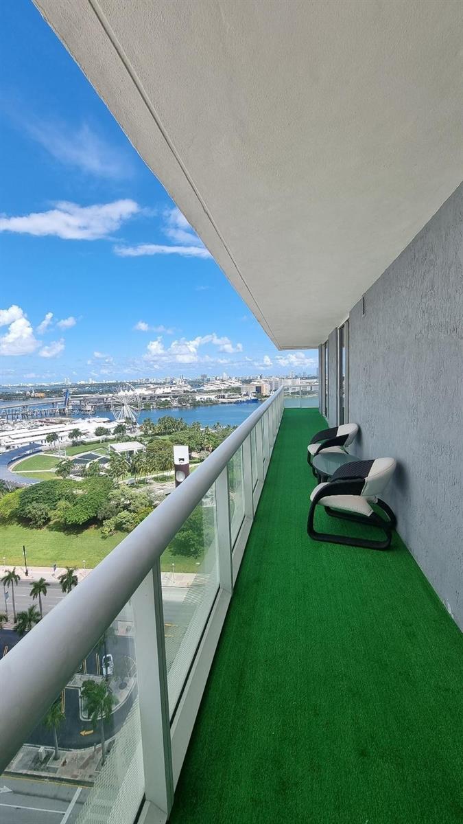 50 BISCAYNE CONDO - Residential