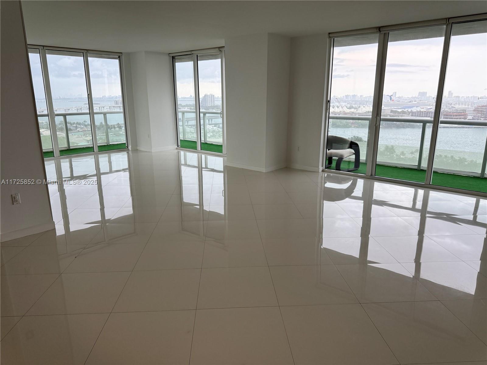 50 BISCAYNE CONDO - Residential