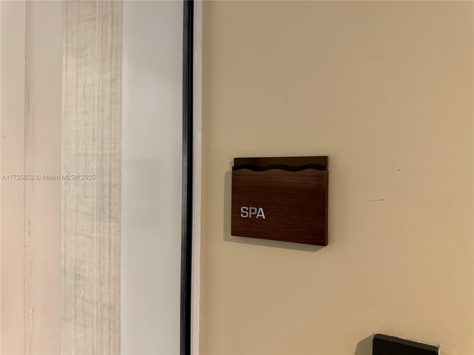 50 BISCAYNE CONDO - Residential