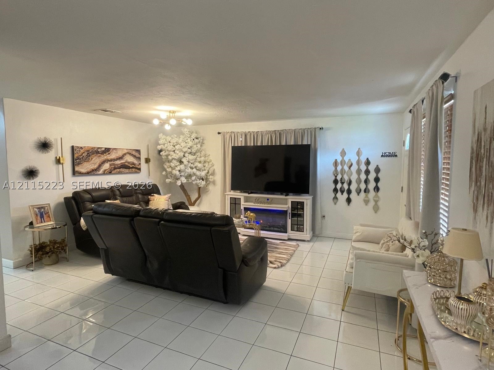 737 SE 8th Pl