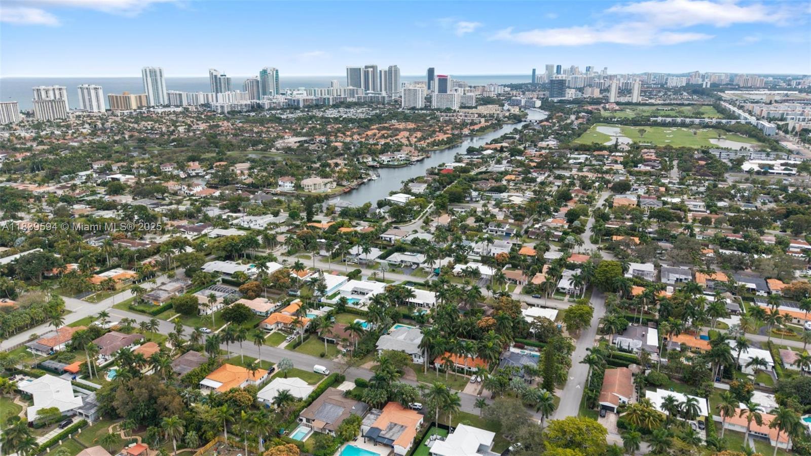 HOLLYWOOD LAKES SECTION - Residential