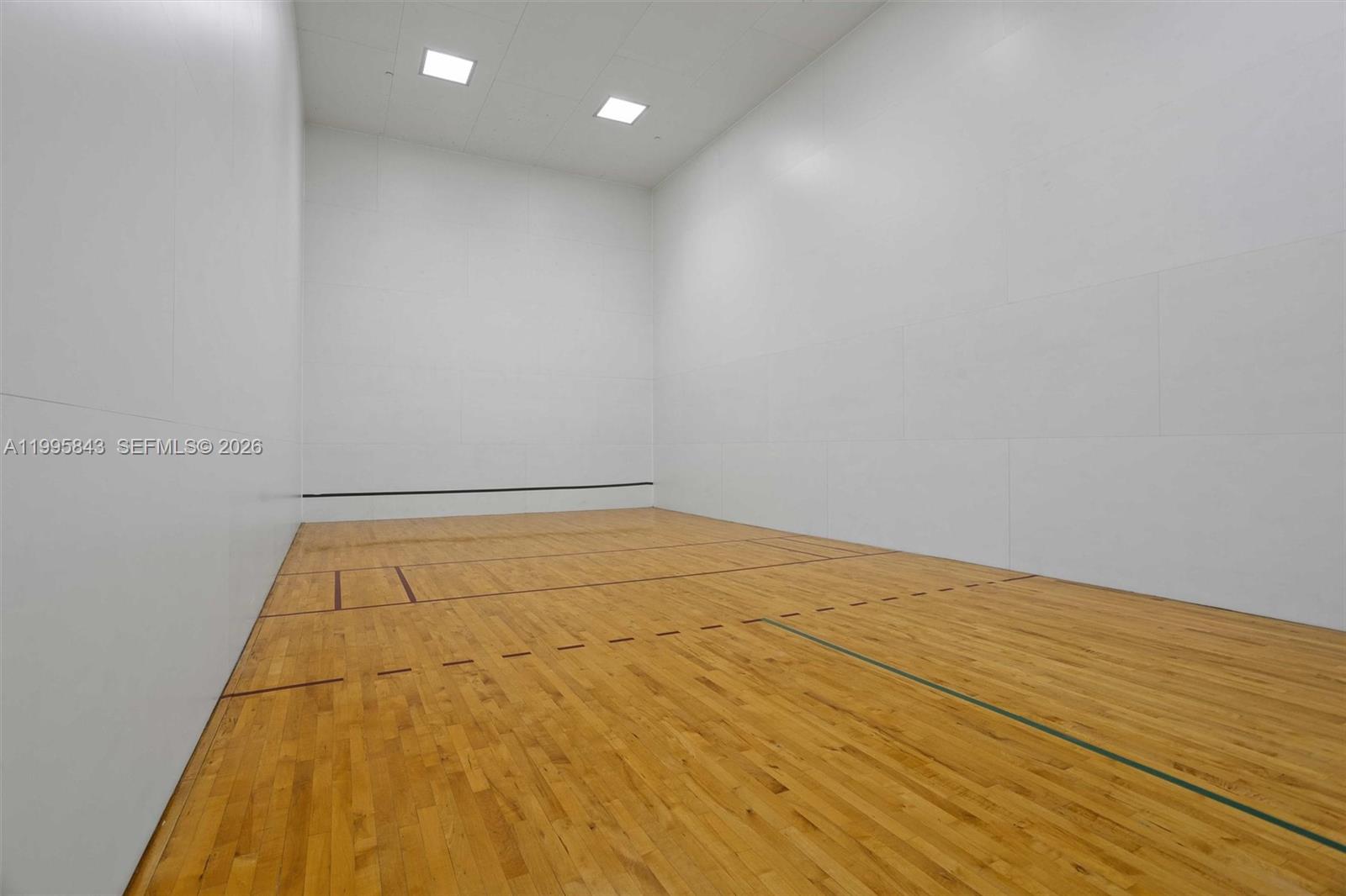 COURTS BRICKELL KEY CONDO - Residential Lease