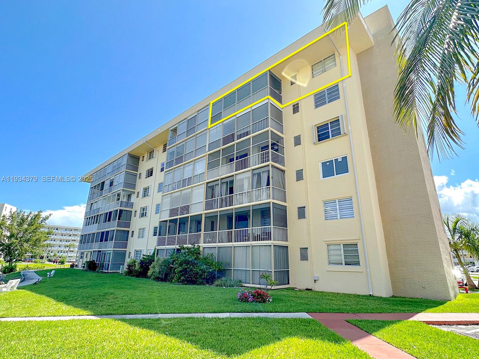 POINT EAST ONE CONDO-BLDG - Residential