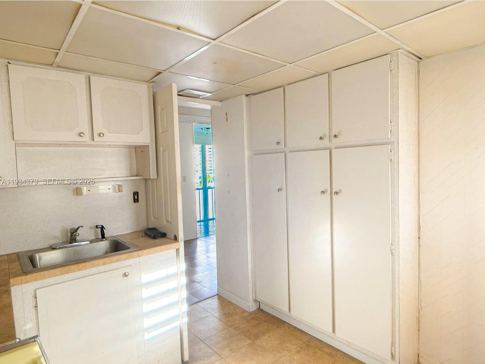 POINT EAST ONE CONDO-BLDG - Residential