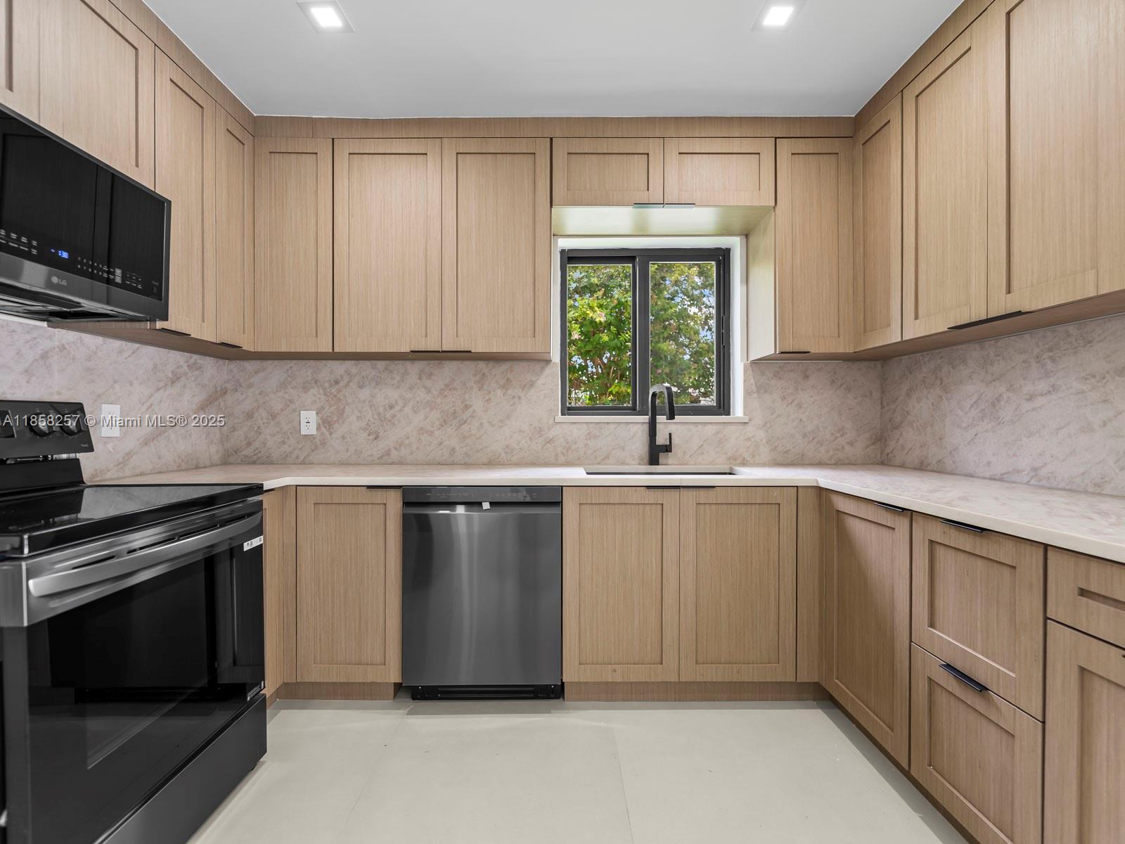 OCEANSIDE SEC ISLE OF NOR - Residential