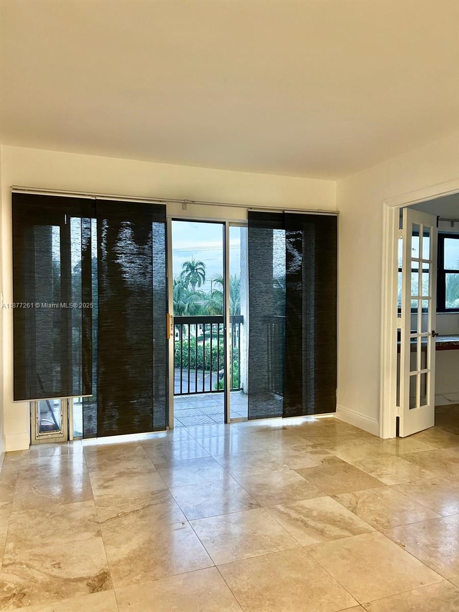 TENNIS CLUB II COURTS CON - Residential Lease