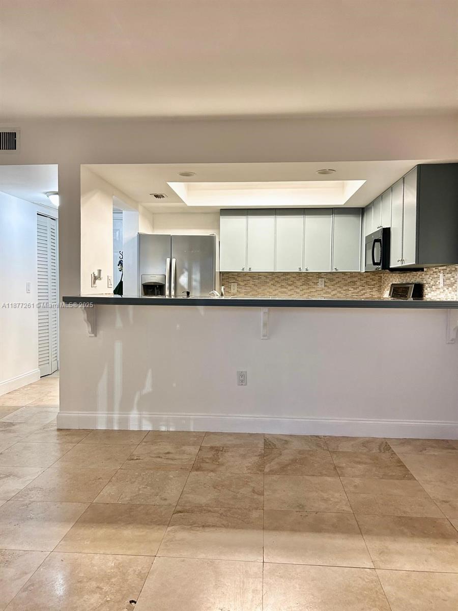 TENNIS CLUB II COURTS CON - Residential Lease