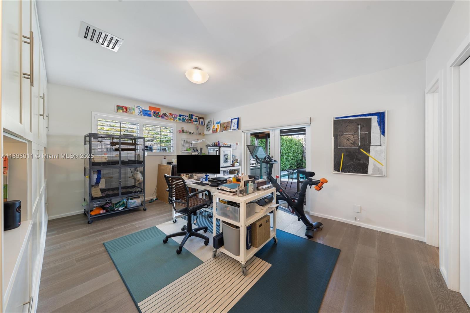 VENETIAN SEC KEYSTONE POI - Residential