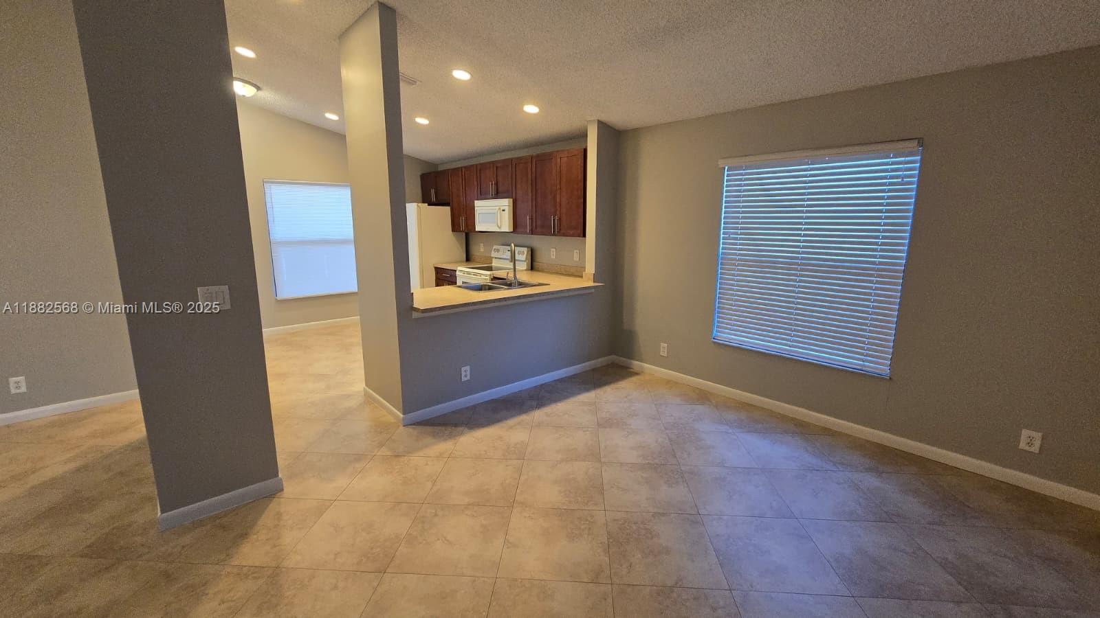 12667 White Coral Dr