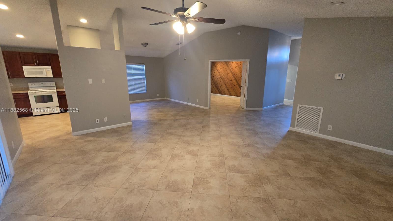 12667 White Coral Dr