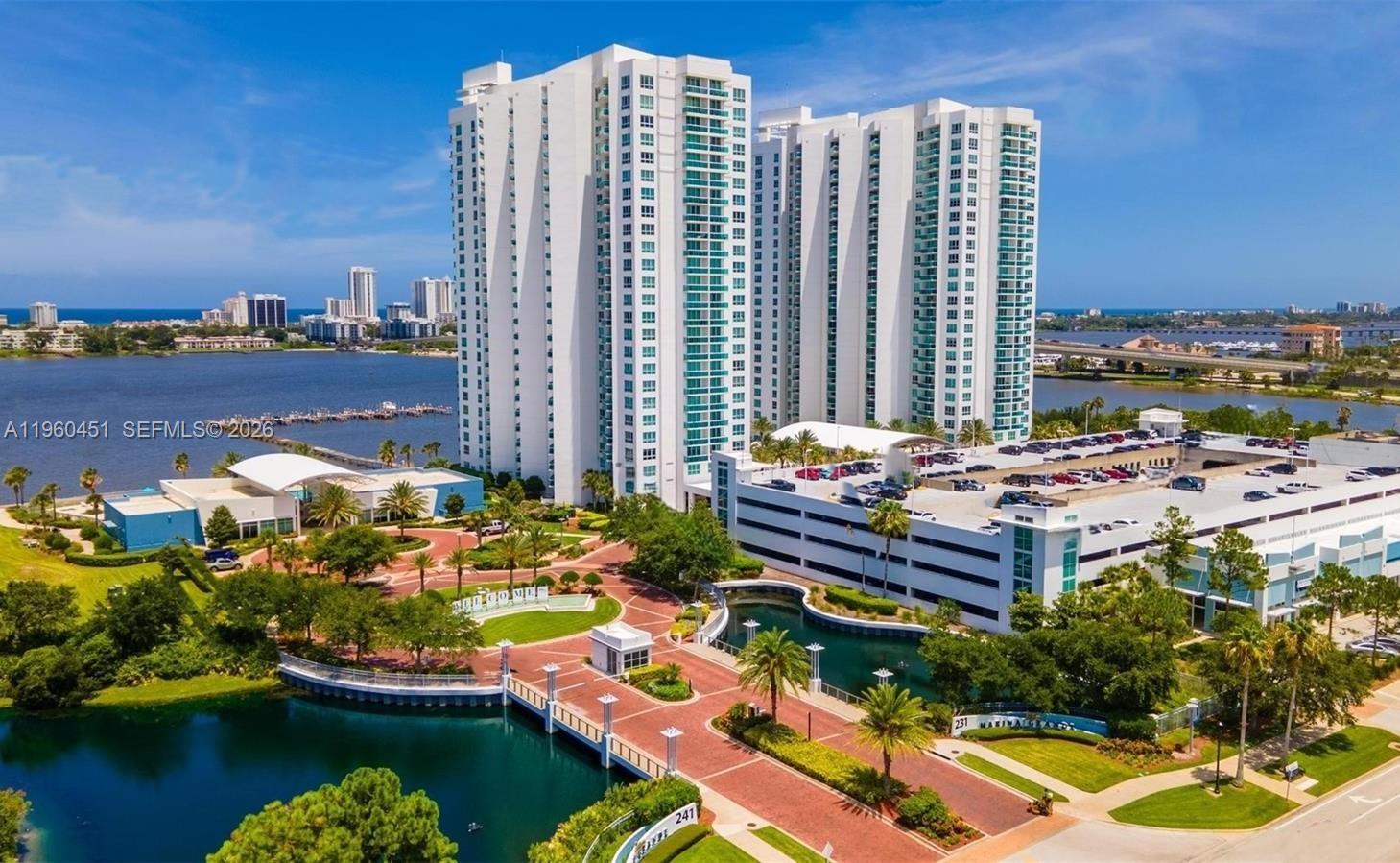 MARINA GRANDE/HALIFAX - Residential