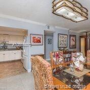 ALLINGTON TOWERS CONDO - Residential