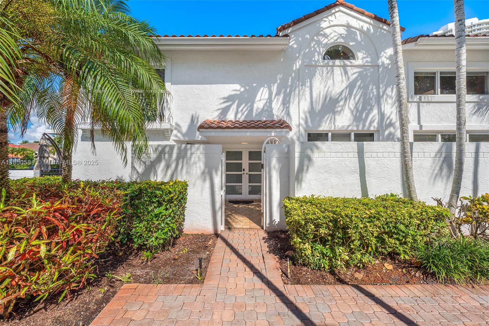 3754 NE 209th Ter