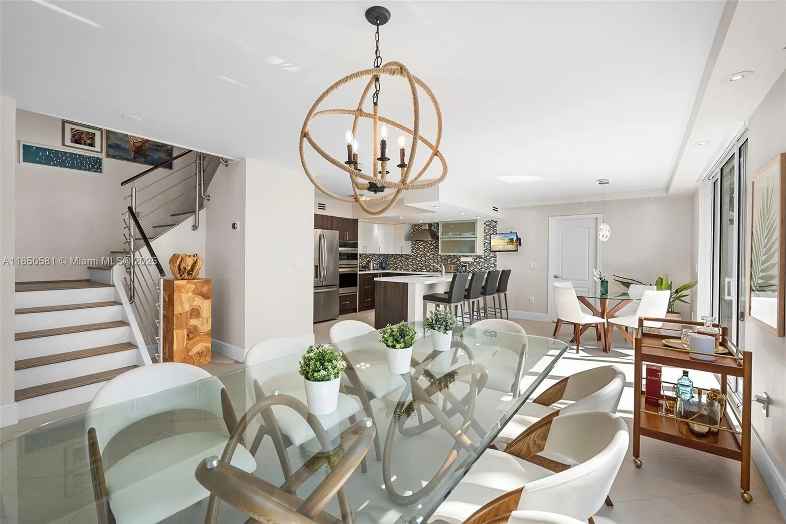 Aventura, Florida 33180, United States, 4 Bedrooms Bedrooms, ,3 BathroomsBathrooms,Residential,Active,190292