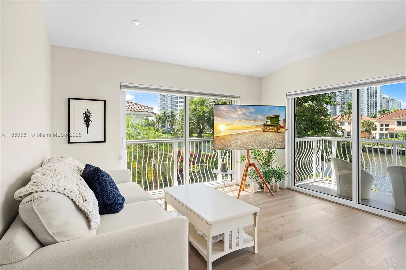 Aventura, Florida 33180, United States, 4 Bedrooms Bedrooms, ,3 BathroomsBathrooms,Residential,Active,190292