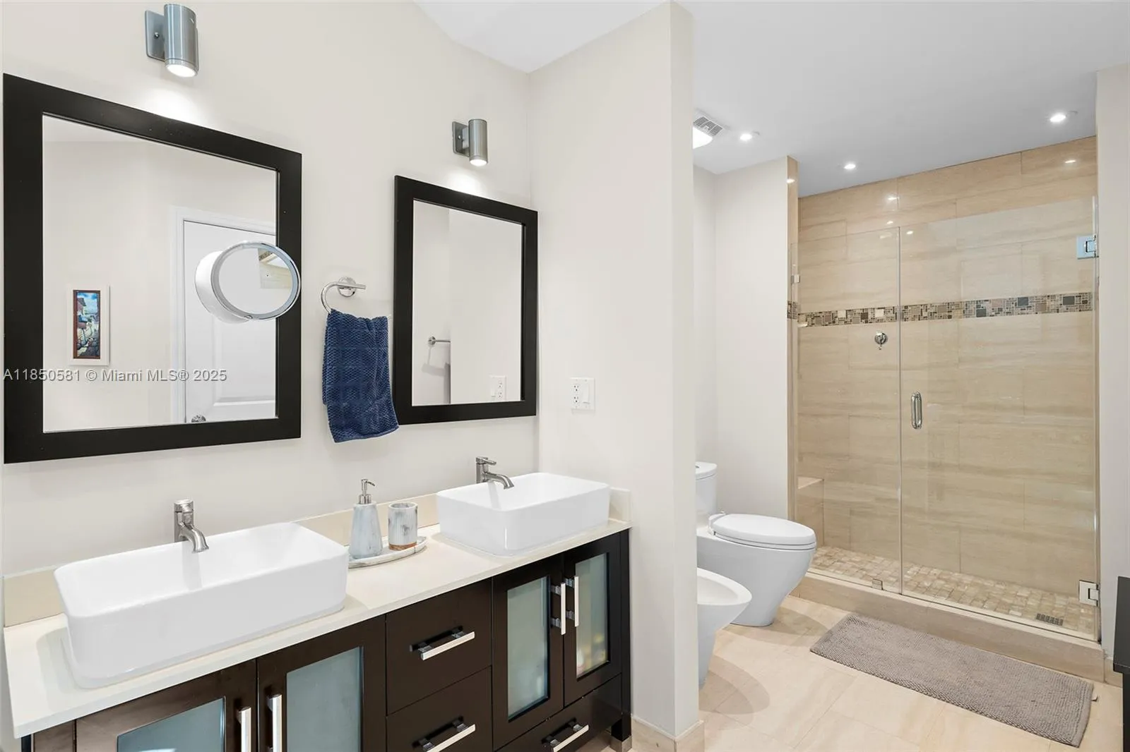 Aventura, Florida 33180, United States, 4 Bedrooms Bedrooms, ,3 BathroomsBathrooms,Residential,Active,190292