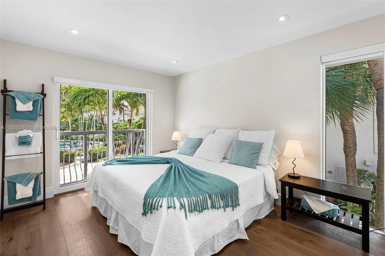 Aventura, Florida 33180, United States, 4 Bedrooms Bedrooms, ,3 BathroomsBathrooms,Residential,Active,190292