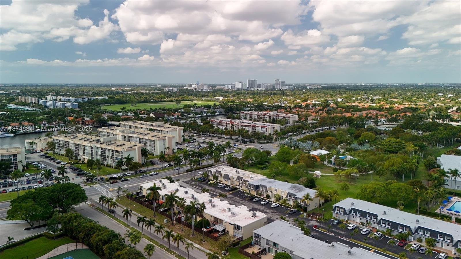 OCEANVIEW PARK CONDO - Residential