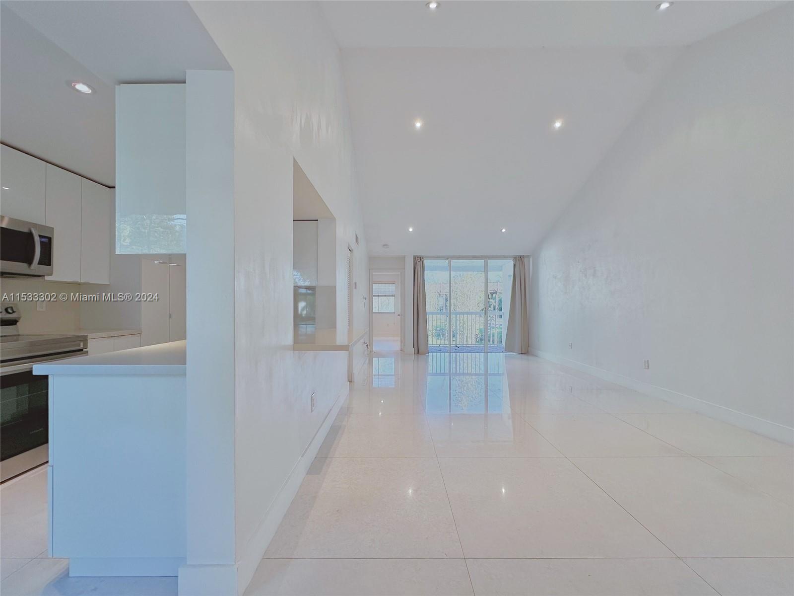 THE GREENS AT DORAL CONDO - Residential Lease