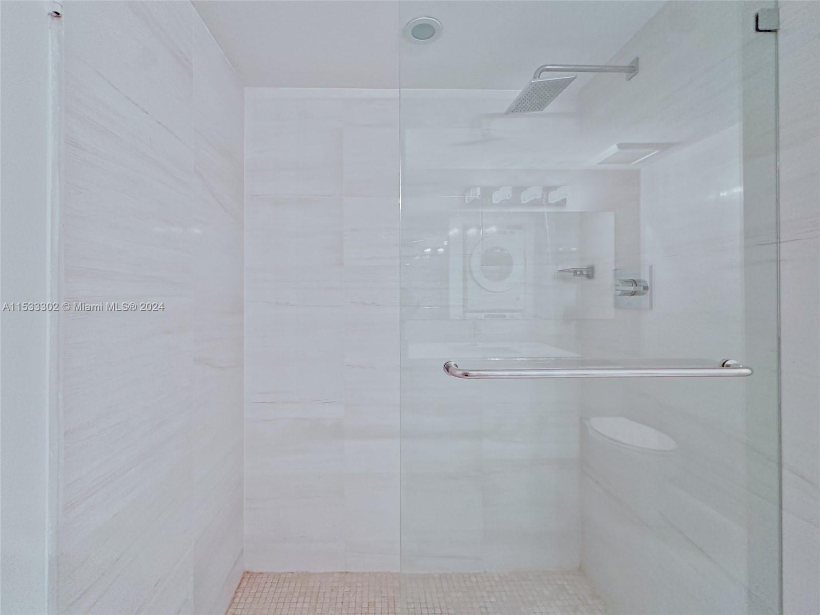 THE GREENS AT DORAL CONDO - Residential Lease