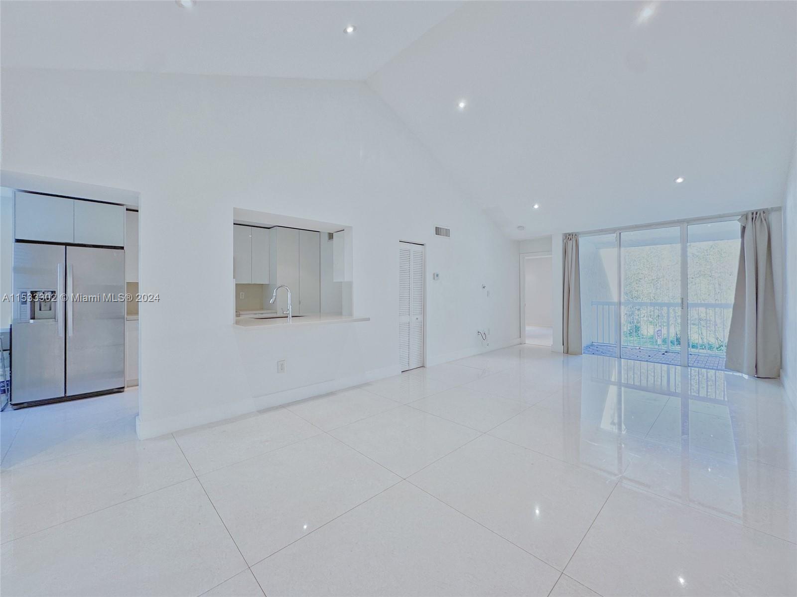 THE GREENS AT DORAL CONDO - Residential Lease