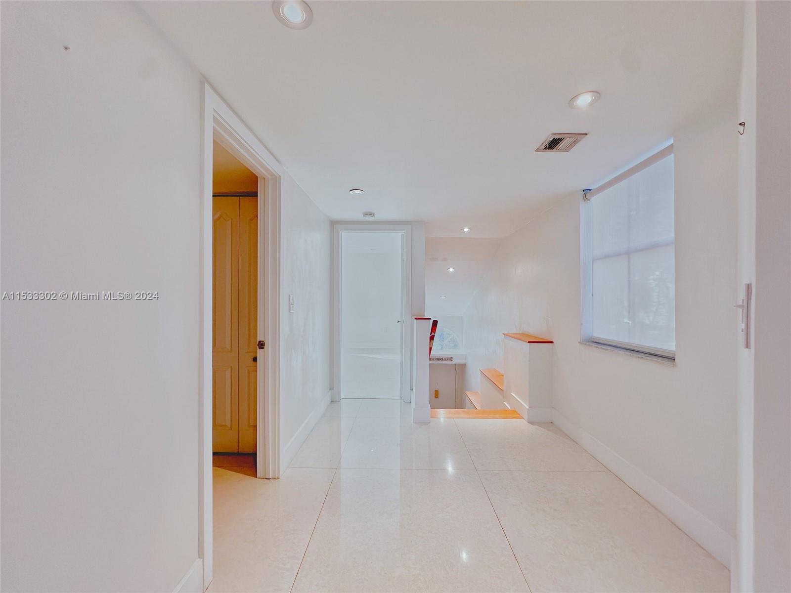 THE GREENS AT DORAL CONDO - Residential Lease