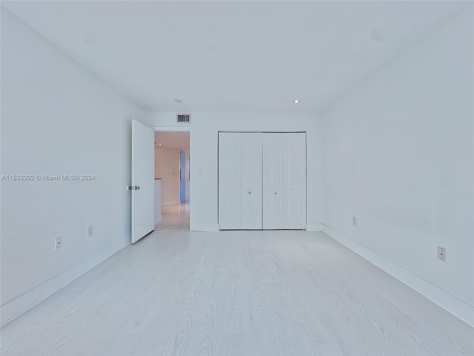 THE GREENS AT DORAL CONDO - Residential Lease