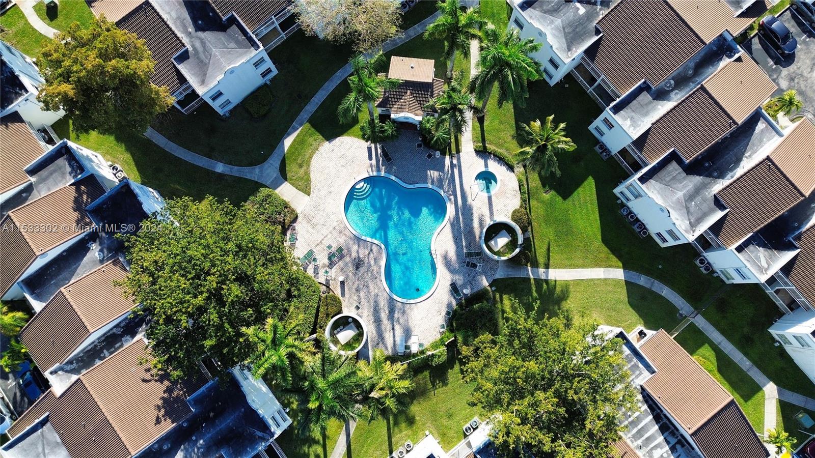 THE GREENS AT DORAL CONDO - Residential Lease