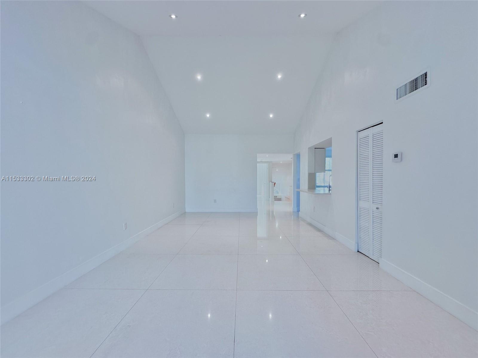 THE GREENS AT DORAL CONDO - Residential Lease