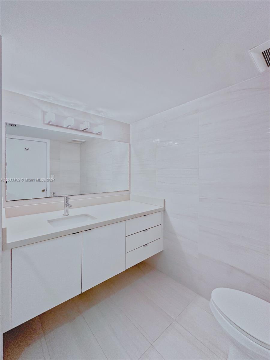 THE GREENS AT DORAL CONDO - Residential Lease