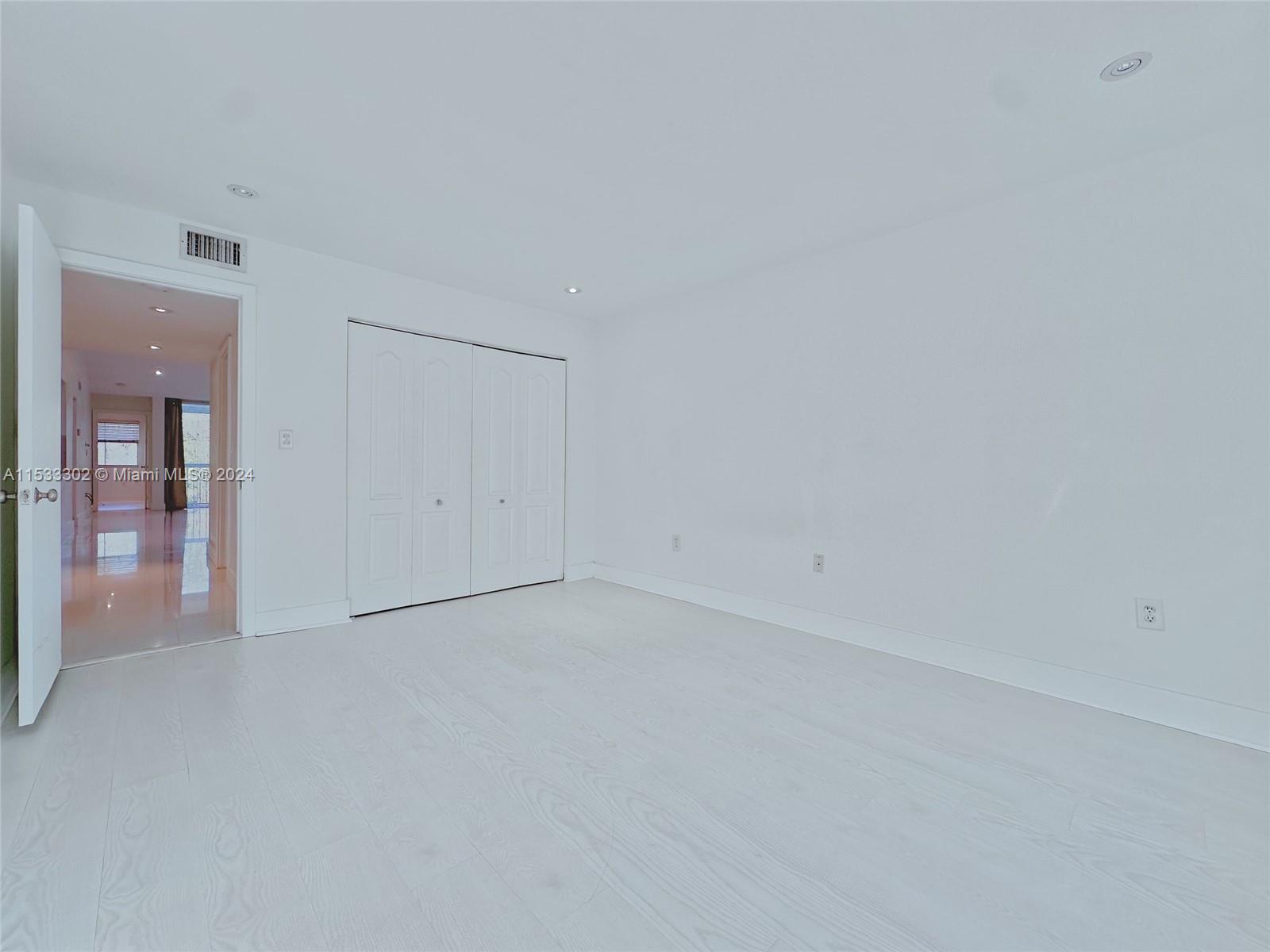 THE GREENS AT DORAL CONDO - Residential Lease