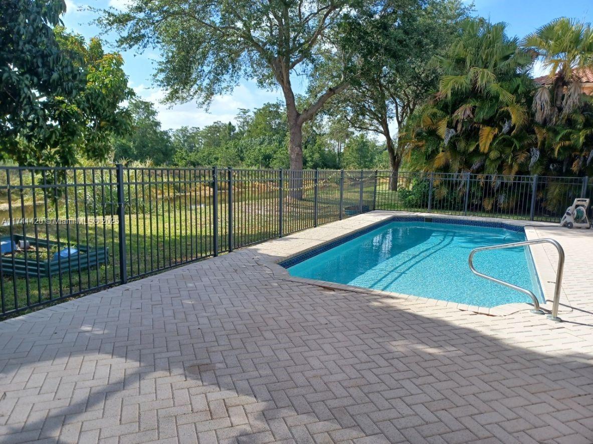 SHORES AT BOCA RATON - Residential Lease