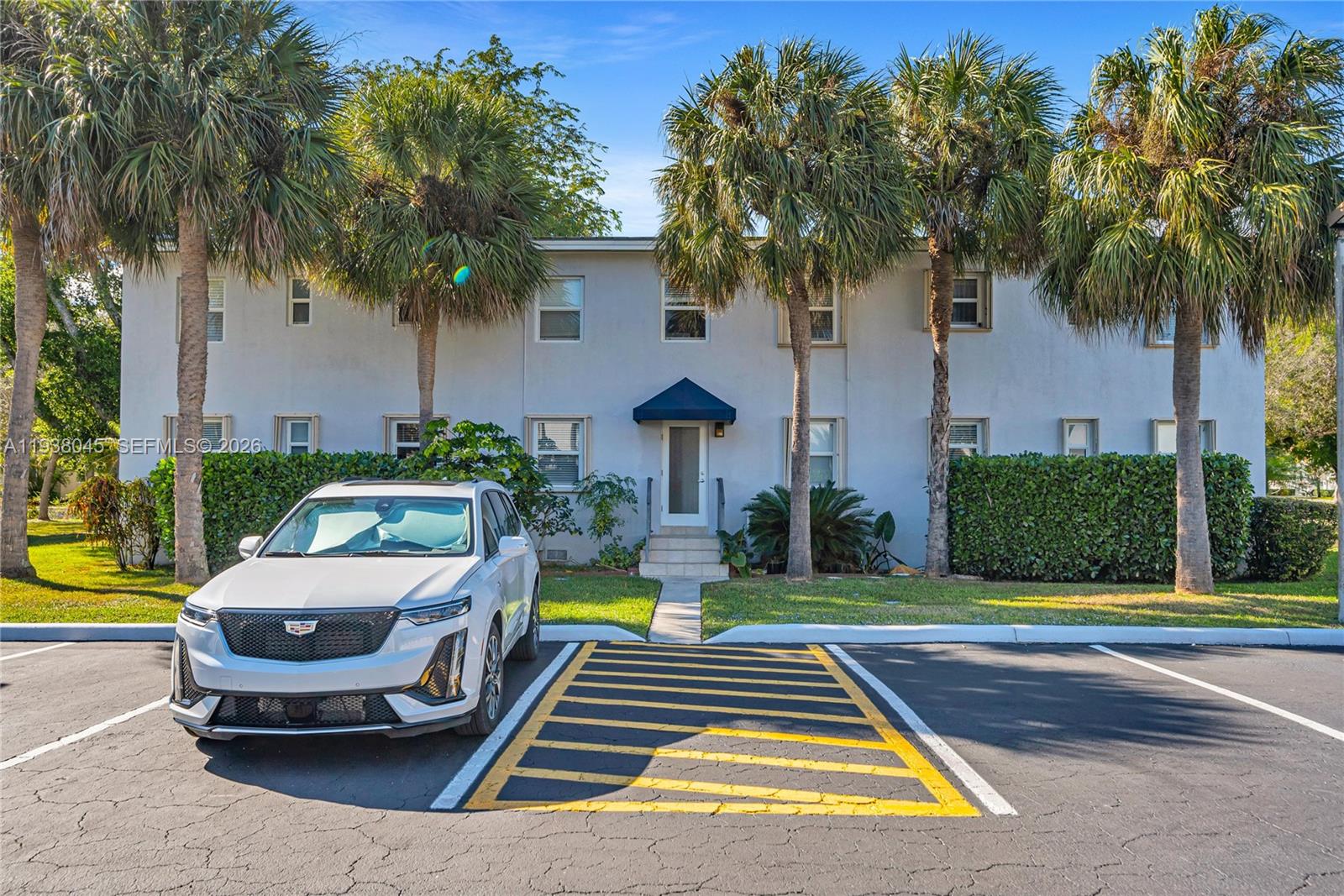 ARBORS CONDO - Residential