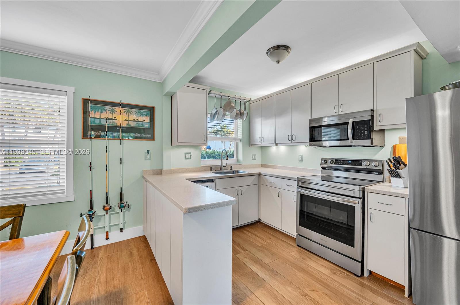 ARBORS CONDO - Residential