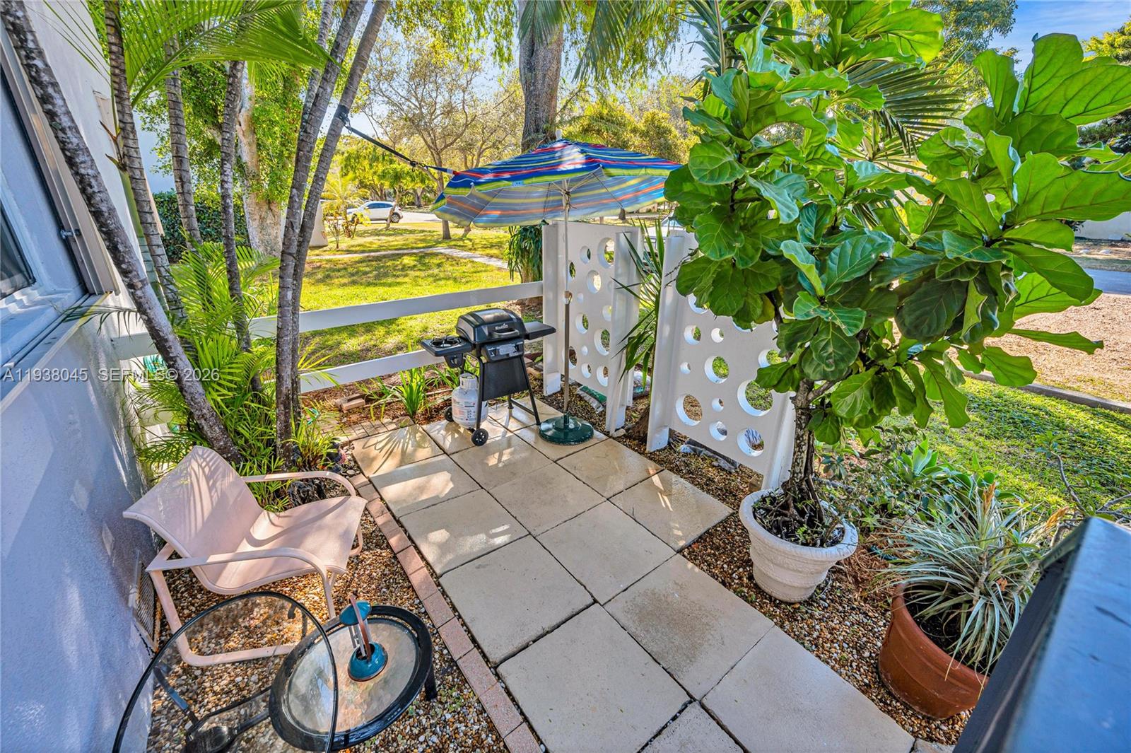 ARBORS CONDO - Residential