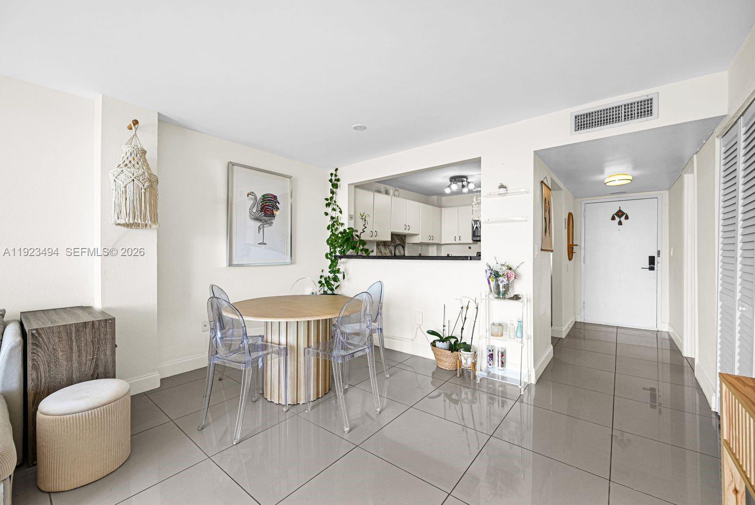 STANTON HOUSE CONDO - Residential