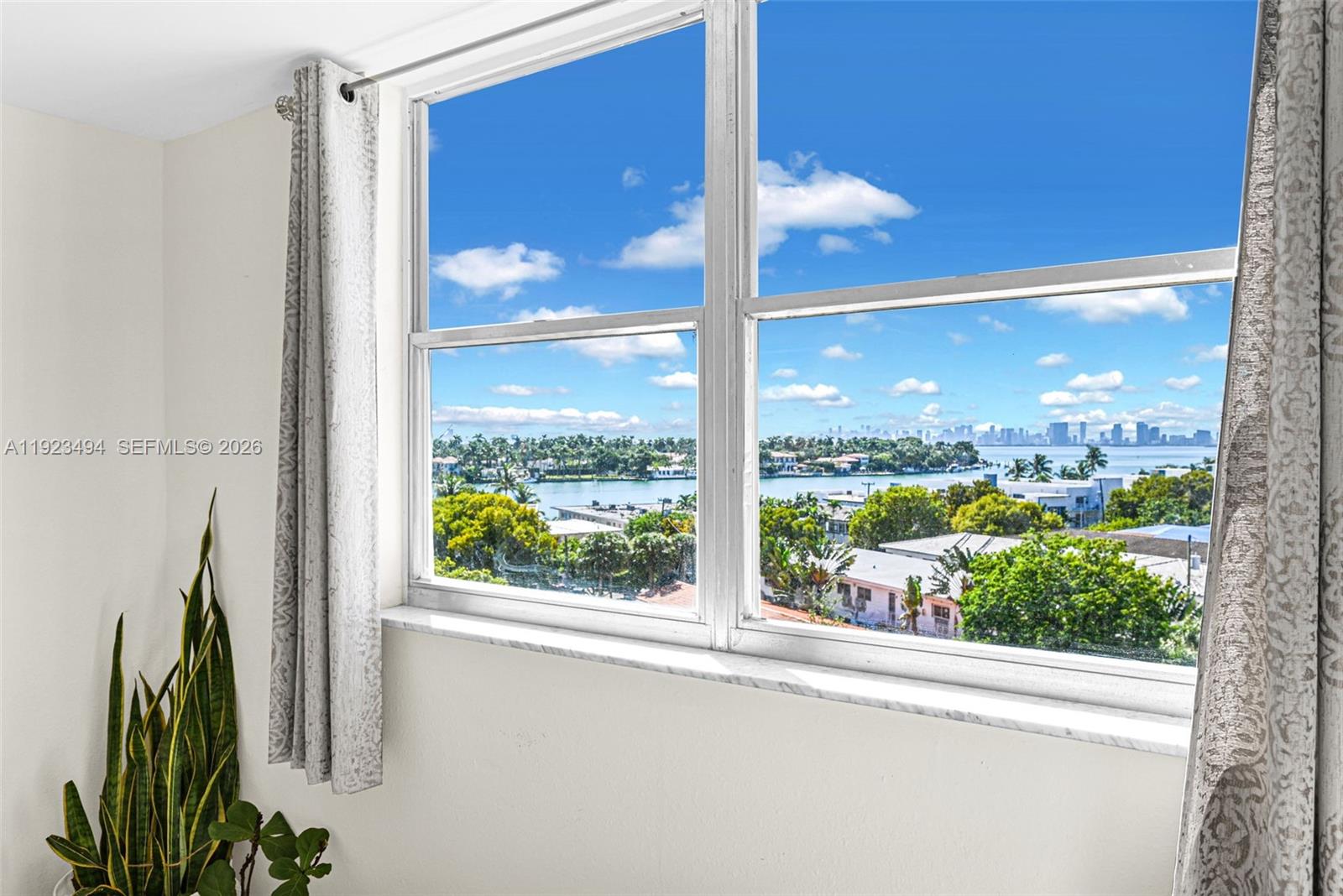 STANTON HOUSE CONDO - Residential