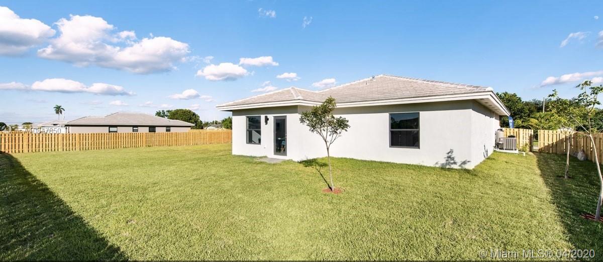 OAKWOOD GROVE - Residential
