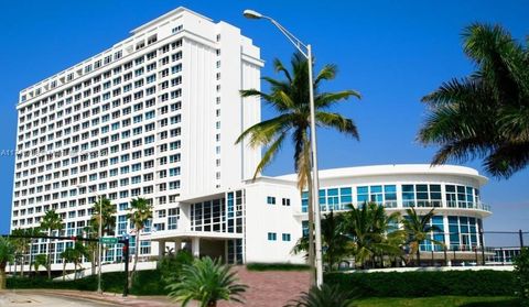 5445 Collins Ave CU14 Miami Beach FL 33140