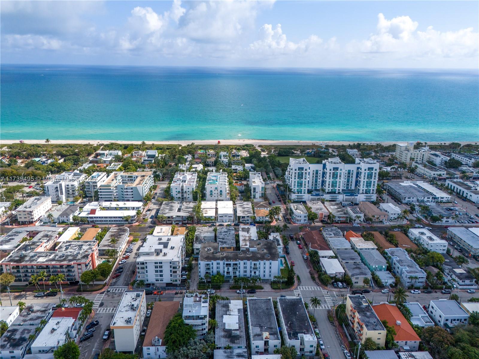 BRISAS DEL MAR CONDO - Residential